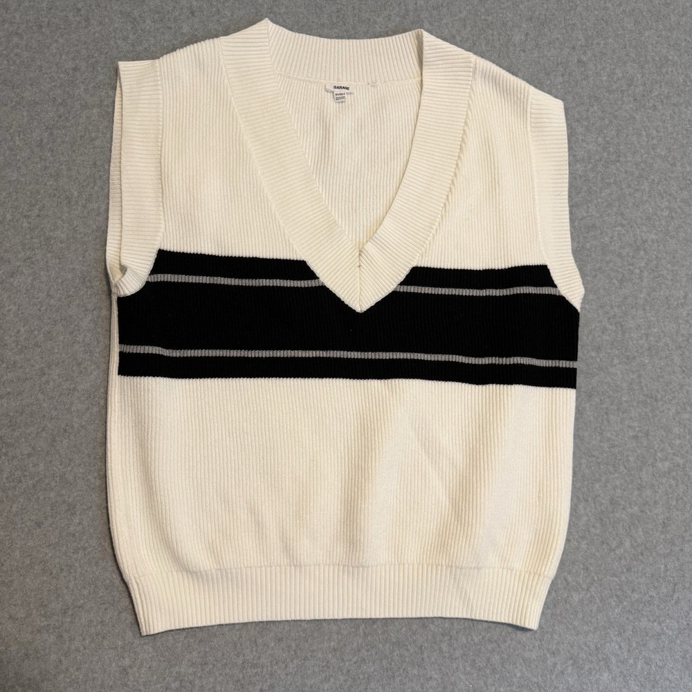 Garage Women's XS-S Argyle Sweater Vest V Neck Gray White Pullover Preppy 90s
